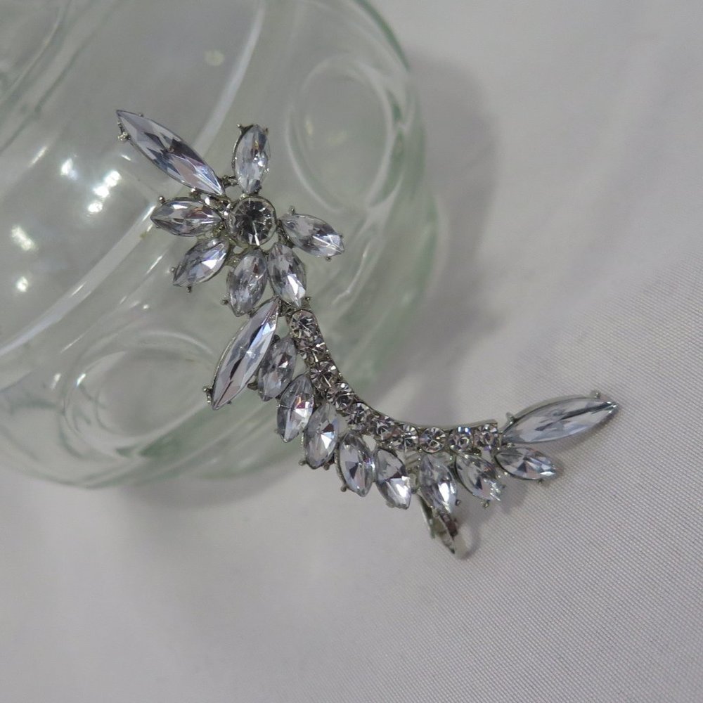 Silver Tone Rhinestone Crystal Ear Crawler - Picture 2 of 5